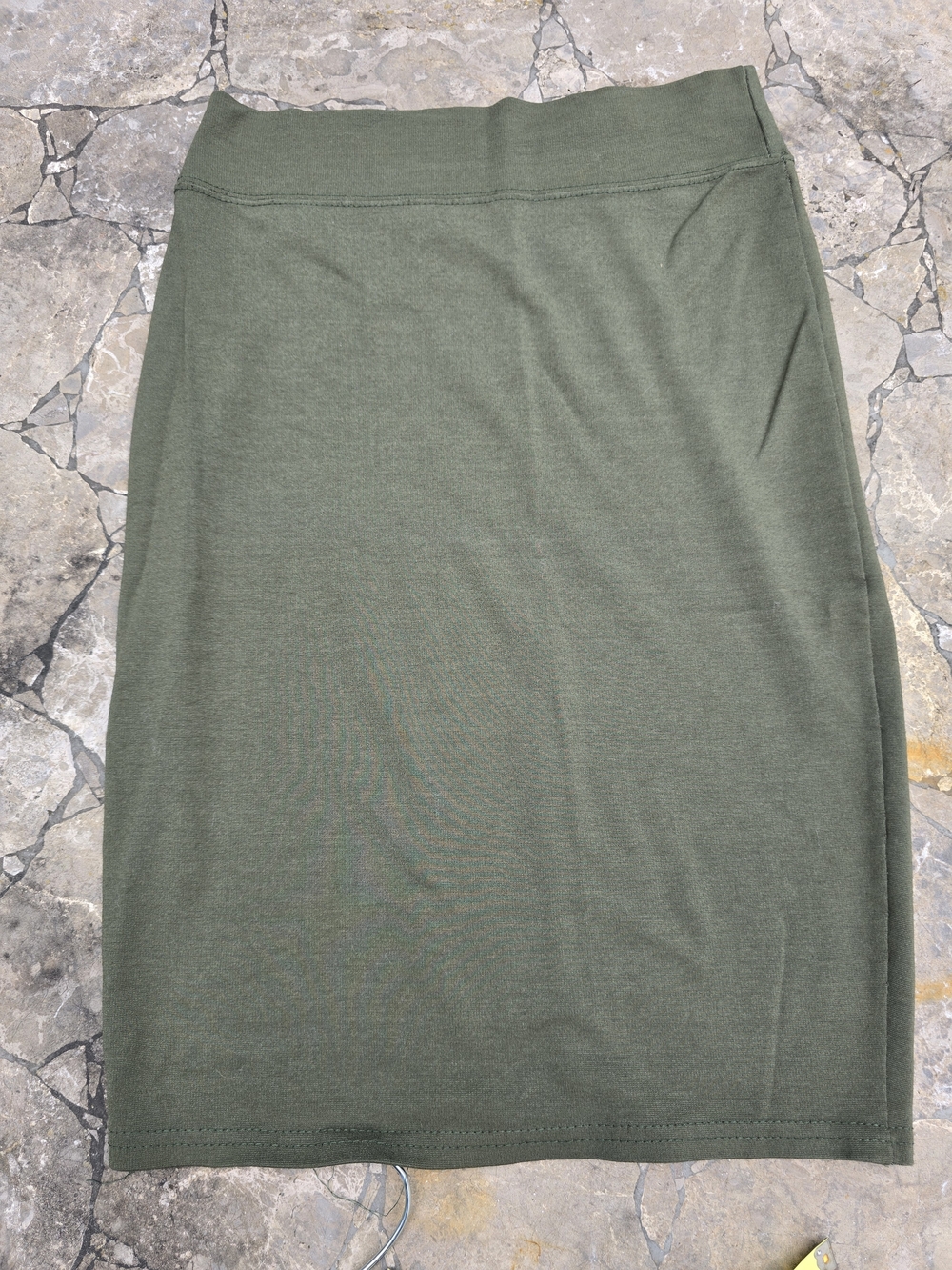 Women's Olive Green Pencil Skirt - Sleek Everyday Style